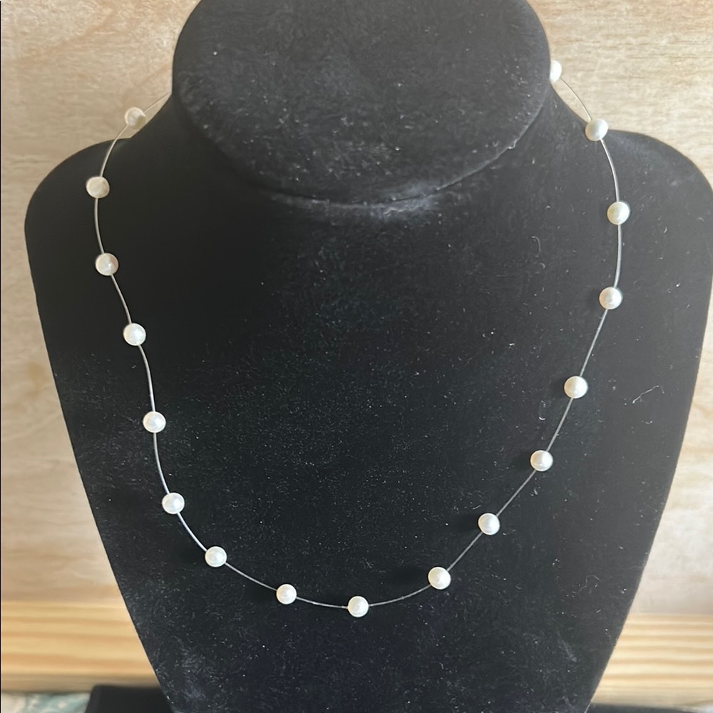 White Pearl Necklace